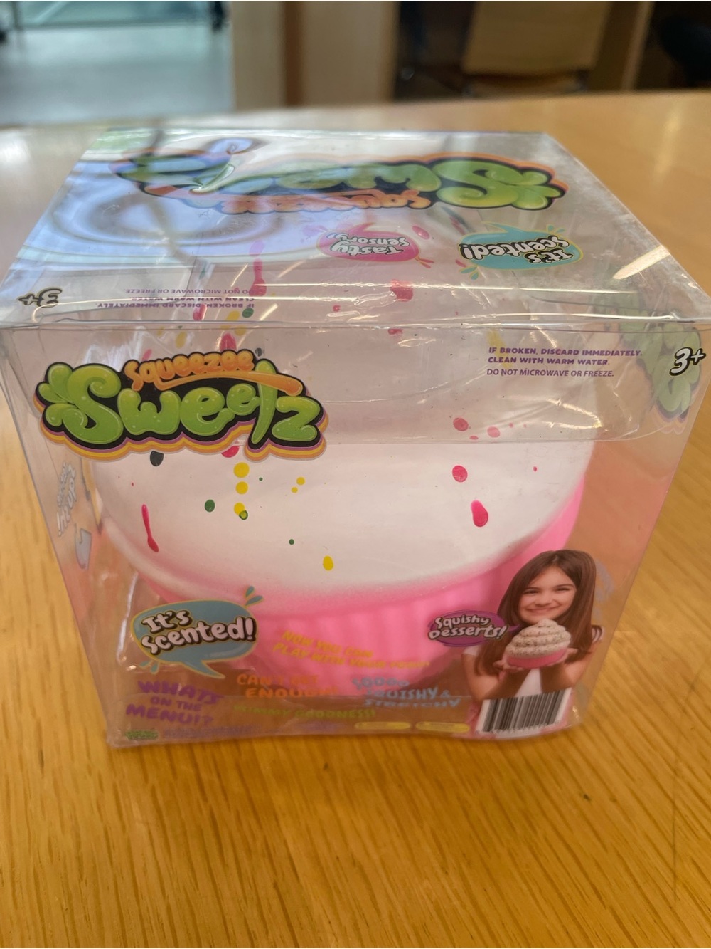 Pink Scented Squishy cupcake